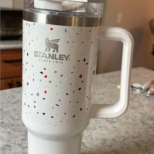 Limited edition confetti 40 oz Stanley